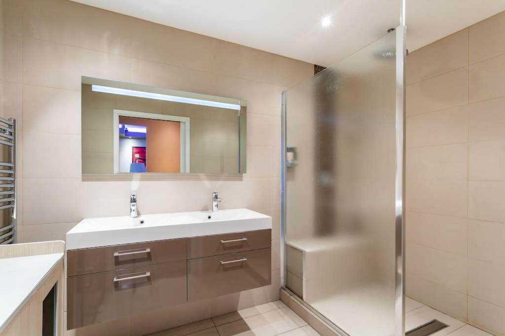 Appartement T4 Centre Ville Sete Tout Confort 3 Chambres Luaran gambar
